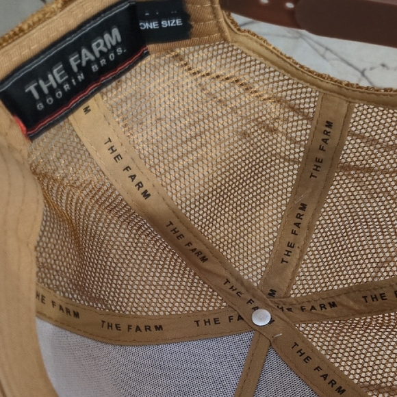 Goorin Bros Tan and Brown Lion Patch Hat - Picture 3 of 5